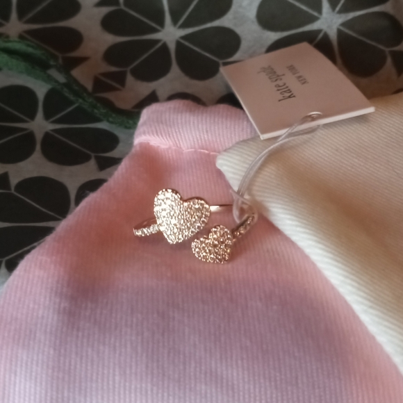 Ring - Picture 2 of 8